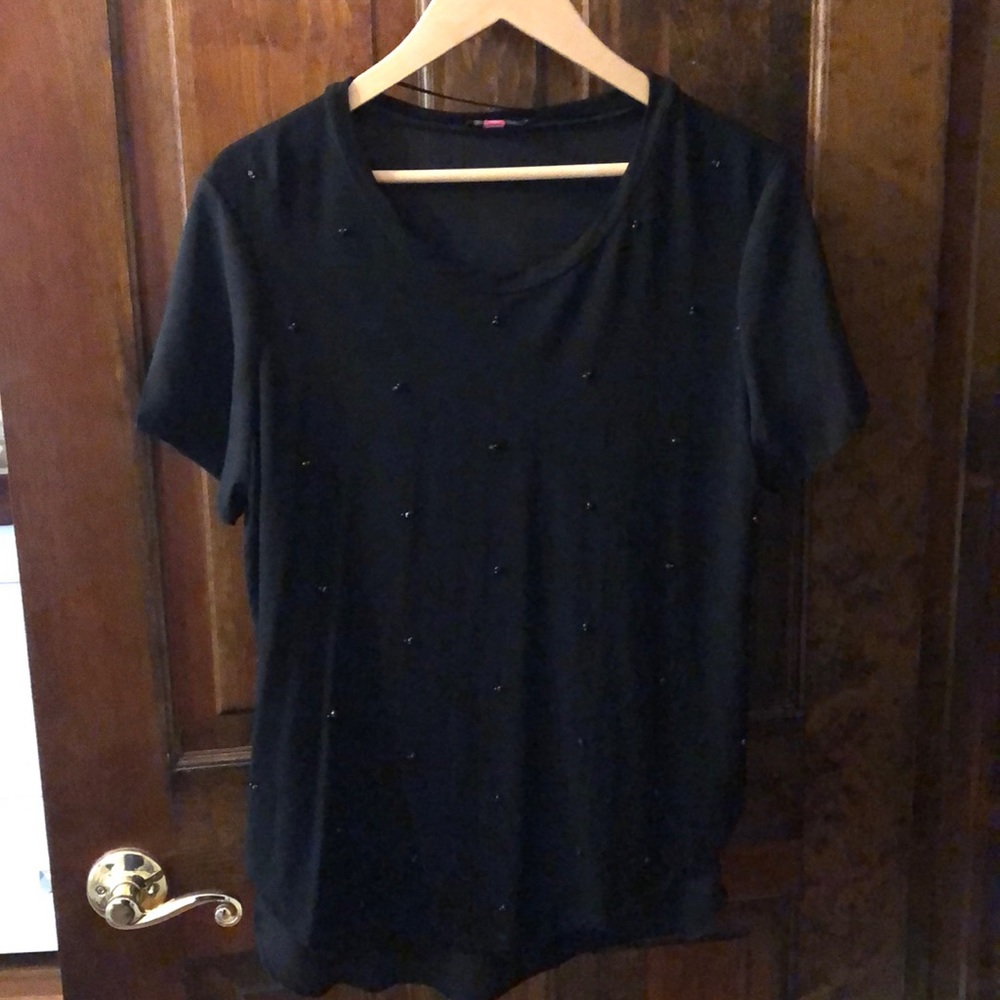 VINCE CAMUTO black short sleeve top